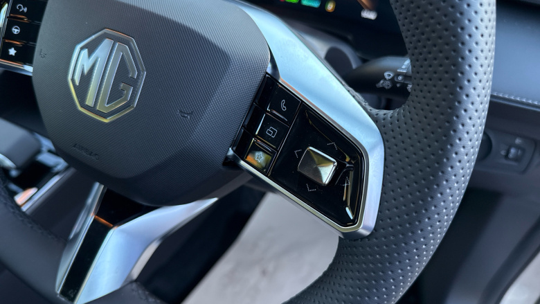 MG ZS 1.5 Hybrid+ Trophy 5dr Auto Hybrid Hatchback